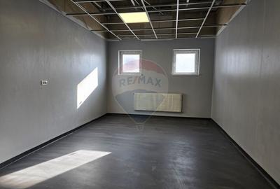 Spațiu comercial, de 1,063.4499511719 mp, în Moieciu de Sus - 16