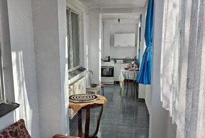 Apartament cu 2 camere decomandat în Central - 2
