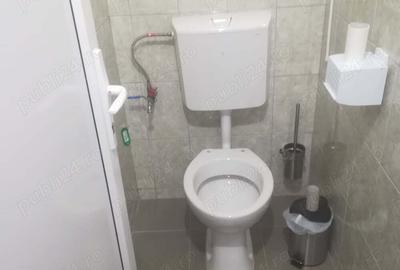 Spațiu comercial, de 143 mp, în Central - 7