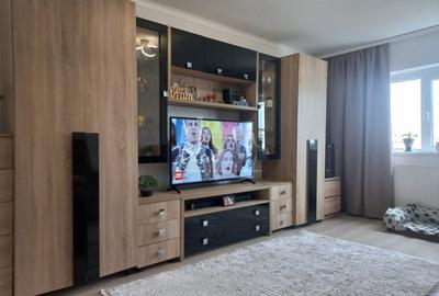 Far -Apartament 2 camere dec , centrala gaz - 1