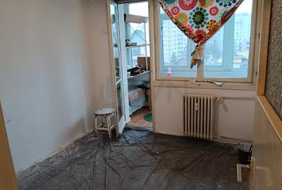 Apartament cu 3 camere semidecomandat în Grivița - 2