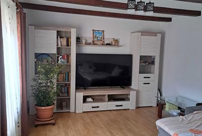 Casă cu 4 camere decomandat cu Teren 261 Mp în Copăcelu - 2