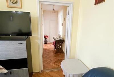Apartament cu 3 camere semidecomandat în Cantemir - 4