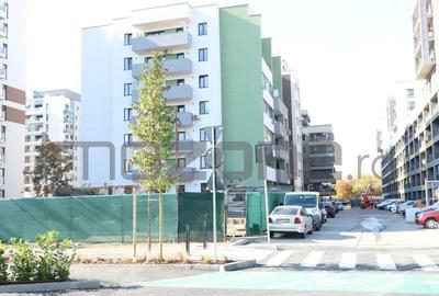 Apartament cu 3 camere semidecomandat în Drumul Taberei