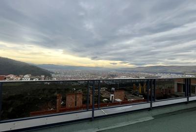 Duplex cu 2 terase si priveliste panoramica asupra Florestiului-Narciselor - 4