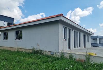 Casa semifinisata situata in Livezeni - 9