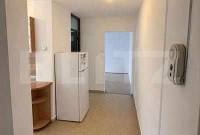 Apartament cu 3 camere semidecomandat în Central - 3