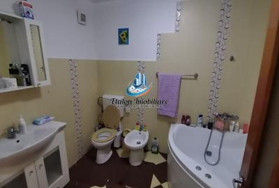 Apartament cu 4 camere decomandat în Periferie - 3