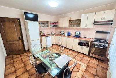 Casă individuală cu 5 camere cu Canalizare în Prundu - 9