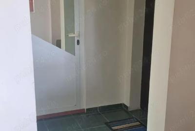 Apartament cu 2 camere decomandat în Slănic - 2