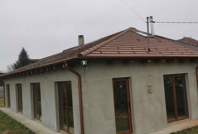 Casă cu 4 camere cu Teren 372 Mp în Central - 3