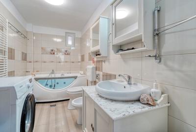 Casă individuală cu 5 camere cu Canalizare în Central - 18