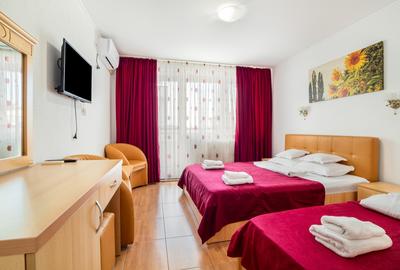 Imobil P+2E+M ideal Azil de batrani sau Gradinita - 2