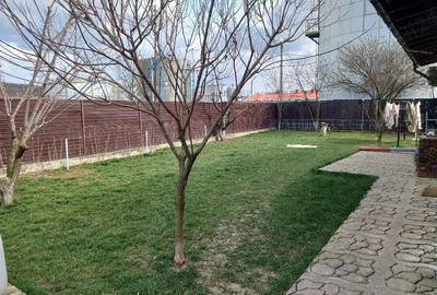 Casă cu Teren 950 Mp în Central - 3