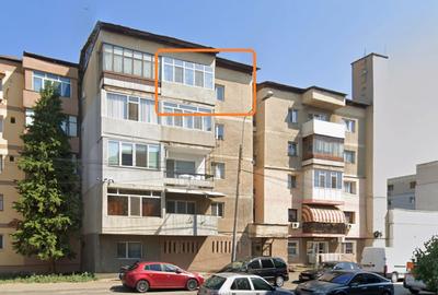 Garsonieră decomandată în Central - 3