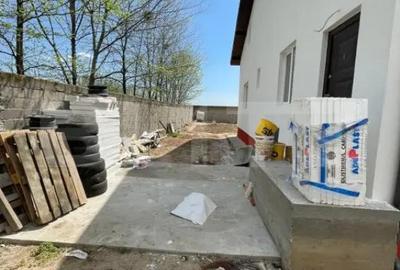 Casă cu 5 camere cu Teren 1062 Mp în Ghercești - 17
