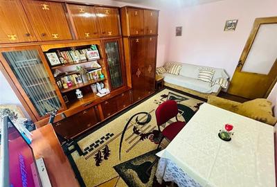 3 camere decomandat, bloc din 1980 zona Alaexandru-Rond Zimbru - 4