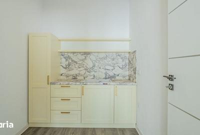 Casă cu 5 camere cu Teren 484 Mp în Central - 3