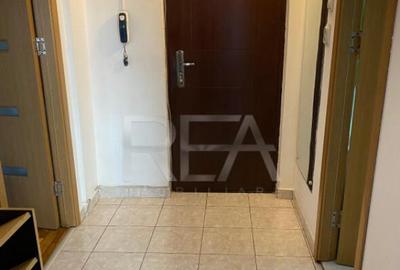 Garsonieră decomandată, mobilată în Drumul Sării