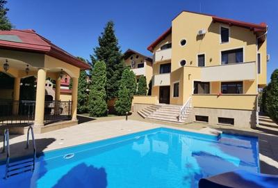 Casă individuală cu 8 camere în Pipera