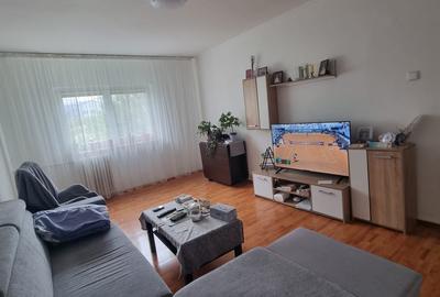 Apartament cu 3 camere decomandat în Militari - 2