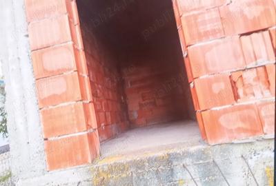 Casă cu 5 camere în Săveni - 1