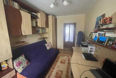 Apartament cu 3 camere decomandat în Central - 4