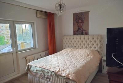 Apartament cu 3 camere decomandat în Berceni - 1