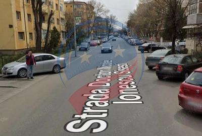 Apartament cu 4 camere decomandat în 1 Mai