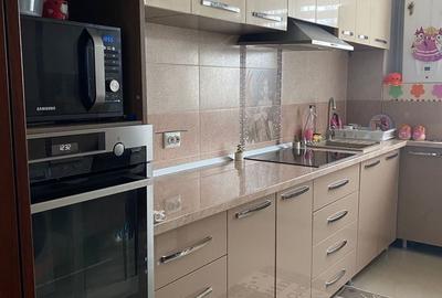 Apartament cu 3 camere decomandat în Orizont - 4