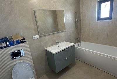 Casă cu 3 camere cu Teren 450 Mp în Central