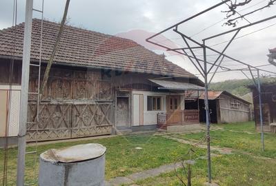 Casă cu 3 camere cu Teren 1361 Mp în Gârdani - 13