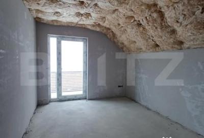 Casă cu 4 camere cu Teren 692 Mp în Central - 7