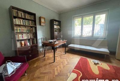 Casă cu 4 camere cu Teren 800 Mp în Central - 3