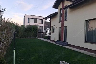 Casă cu Teren 377 Mp în Central - 4