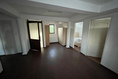 Casă cu 4 camere cu Teren 10 Mp în Exterior Vest - 2