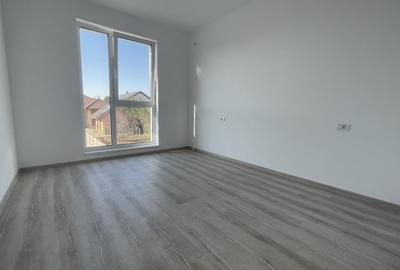 Duplex cu 5 camere cu Canalizare în Dumbrăvița - 5