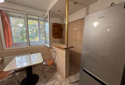 Inchiriere apartament doua camere mobilat/utilat Drumul Taberei metrou - 8