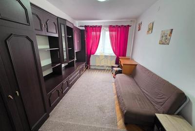Garsonieră decomandată, mobilată în Olimpia-Stadion