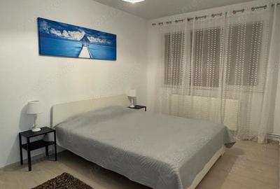 Apartament cu 3 camere semidecomandat în Circumvalațiunii - 1