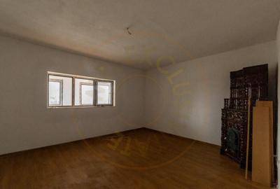 Casa noua caramida 6 camere Loc.Fagetelu OLT - 7