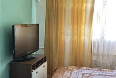 Apartament cu 3 camere semidecomandat, mobilat în Berceni - 10