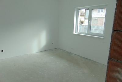 FARA COMISIOANE casa cu 4 camere 2 bai PARTER cu placa pod terasa merita vazuta - 35