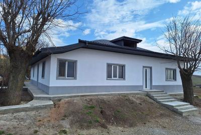 Casă cu 4 camere în Industrială - 8