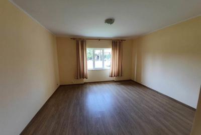 Casă cu 3 camere în Borlești - 8