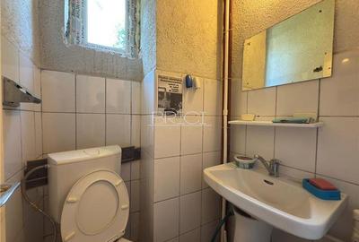 Spațiu comercial, de 78 mp, în Central - 5