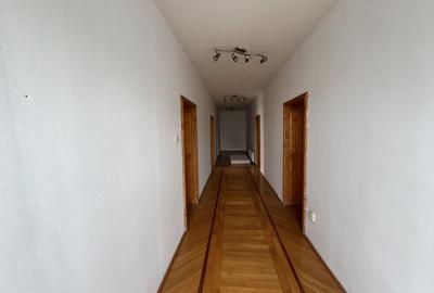 Casă individuală cu 9 camere cu Canalizare în Biled - 5