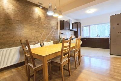 Duplex cu 4 camere cu Canalizare în 1 Decembrie - 31