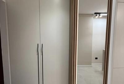Apartament cu 3 camere semidecomandat în UTA - 11