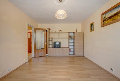 Apartament 3 camere decomandat Titan, Pta. 1 Decembrie - 3